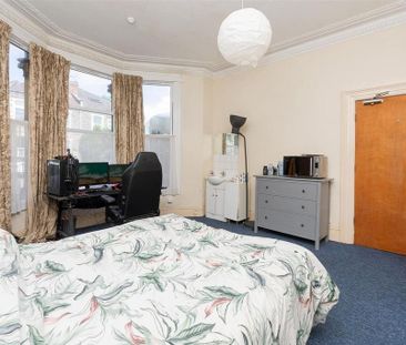 House share to rent - Photo 4