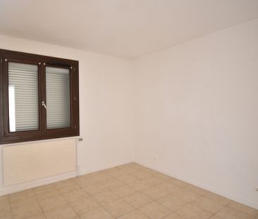 Location Appartement 3 pièces 57m² FREJUS 83600 - Photo 4