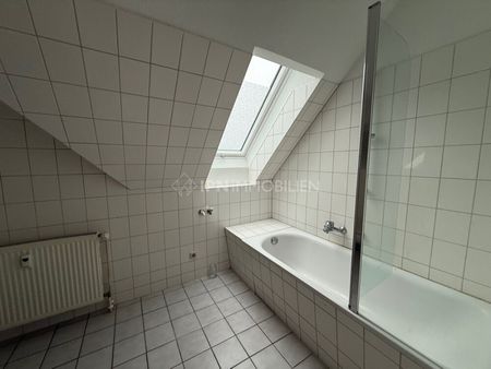 Großzügige 3 Zimmer Wohnung mit Parkplatz in Elmenhorst - Photo 3