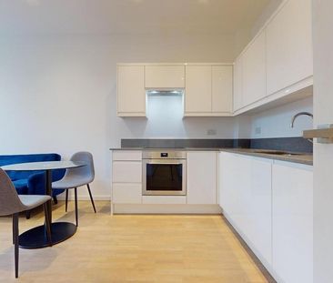 1 bedroom flat to rent - Photo 3