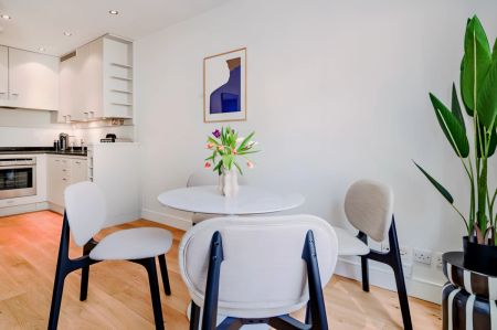 1 Bed Apartment#3 - Photo 3