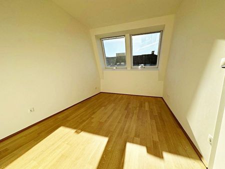 ERSTBEZUG, AUGARTEN-NÄHE, klimatisiertes 44 m2 Dachgeschoss, 2 Zimmer, Komplettküche, Duschbad, Parketten, Brigittenauer Lände - Photo 4