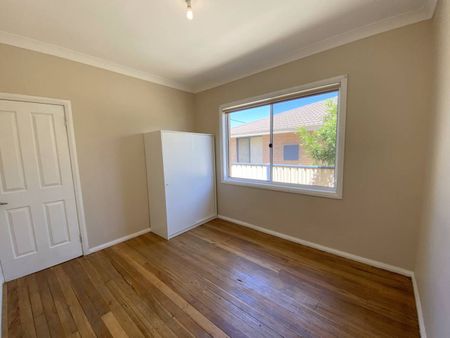 209 Sharp Street - Photo 3