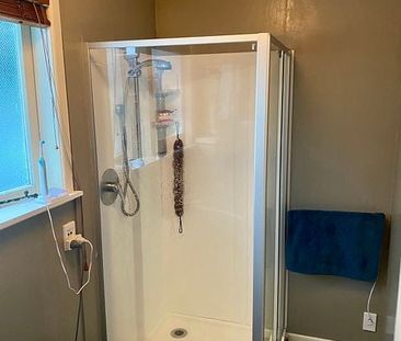 Character Garden Flat in Great Location - Photo 5