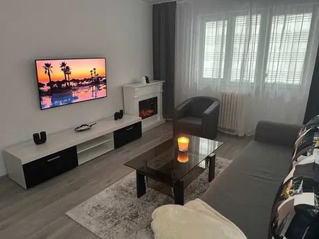 Apartament cu 2 camere, DECOMANDAT, zona PODU ROS - Fotografie 2