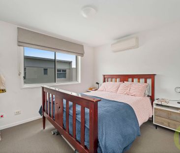 City Living Apartment - Photo 5