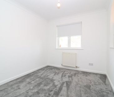 4 bedroom detached house to rent - Photo 5