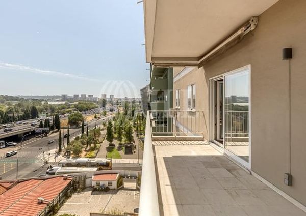 Apartamento T4 em Lisboa