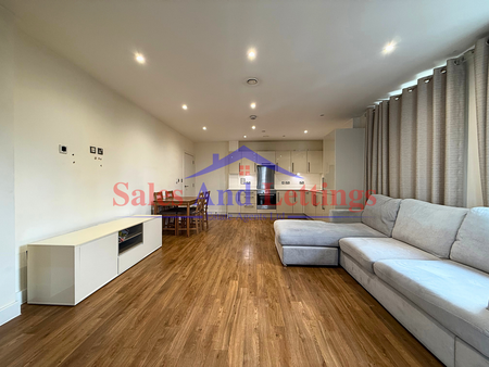 2 bedroom flat to rent - Photo 3