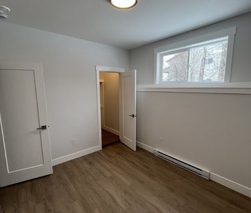 WHITTAKER 4 - B - 8144 - Photo 5