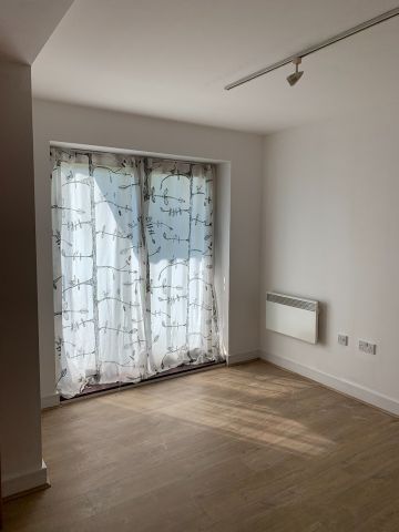 2 Bed Flat, Highfield Close, SE13 - Photo 4