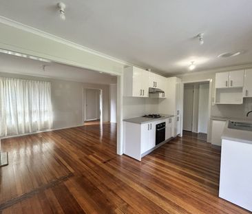 3 BEDROOM HOME IN NARRE WARREN! - Photo 3
