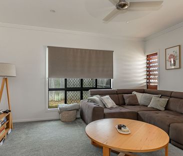 14 Littabella Place, Bushland Beach - Photo 1