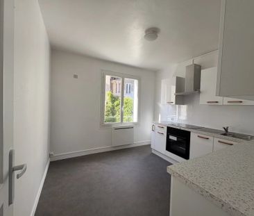 Location Appartement 3 pièces 72m² BOULOGNE SUR MER 62200 - Photo 2