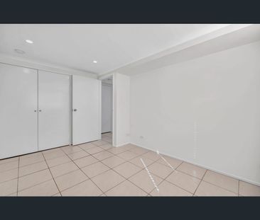 2/53 Shetland Street, Morningside, Qld 4170 - Photo 6