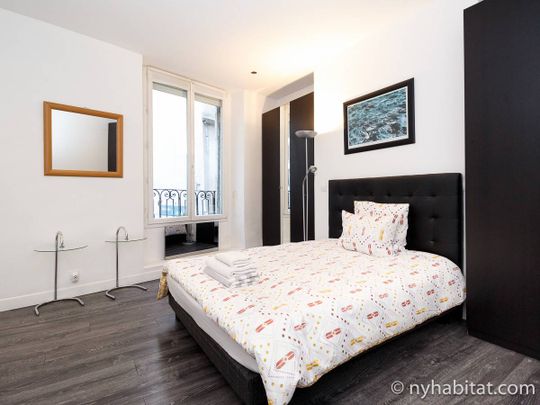 Logement à Paris, Location meublée - Photo 1