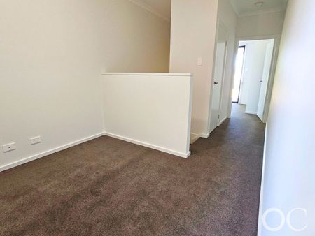 Open The Door to Convenient, Modern Living in Munno Para - Photo 3