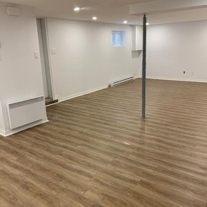 Appartement Sous-sol - 2 Chambres - Photo 2