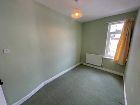 3 Bedroom House To Rent - Photo 4