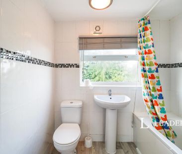 2 bedroom terraced house to rent - Photo 5