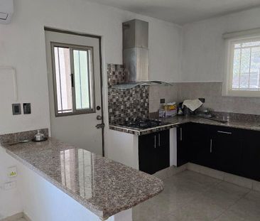 SE RENTA CASA EN LAS AMÉRICAS, AMUEBLADA O SIN AMUBELAR - Photo 3