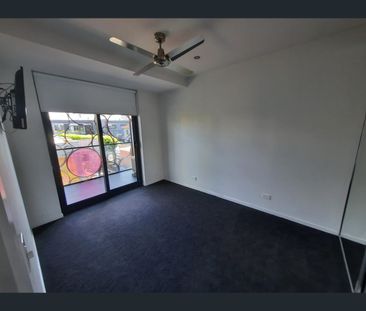 103/12-18 Martin Street, St Kilda, Vic 3182 - Photo 6