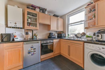 1 bedroom flat to rent - Photo 4