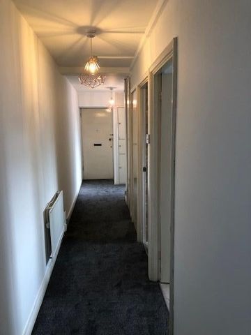 1 Bed Flat, Rivermead, NG2 - Photo 4