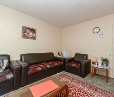 Central Claudelands Living 2 Bedroom Unit - Photo 3