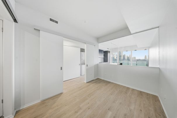 For Lease - 197 Yonge Street Unit# 1411, Toronto, Ontario - Photo 1