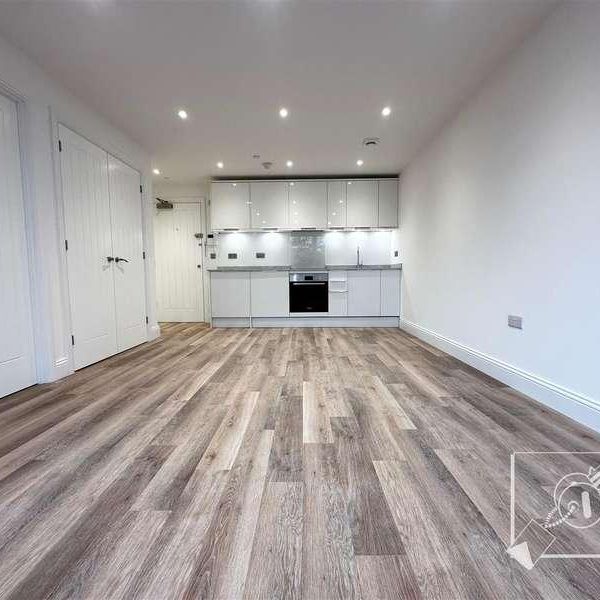 Trinity Point, New Road, Gravesend - Photo 1