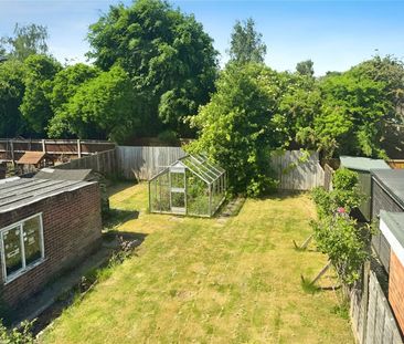 Leyland Gardens, Shinfield, Reading, RG2 - Photo 5