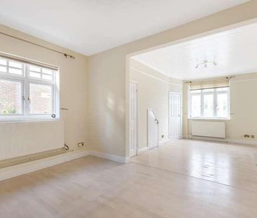 Ascot, Berkshire, SL5 - Photo 3