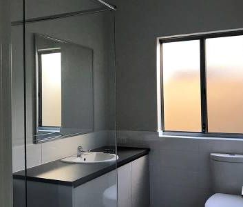 Spacious and Modern 3-Bedroom Home in a Prime Butler Location - Photo 3