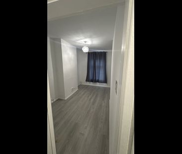 1 Bed Detached House, Sparkbrook Street, CV1 - Photo 2