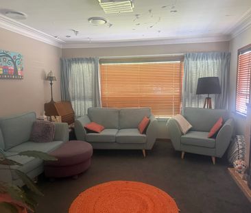 115 Sixteenth Avenue - Photo 2