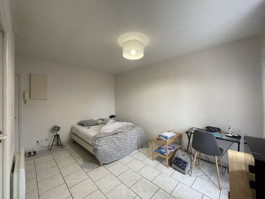 Location Appartement 1 pièce 19m² POITIERS 86000 - Photo 1
