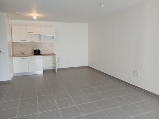 SANS FRAIS D'AGENCE - APPARTEMENT T2- LA ROCHELLE - Photo 1