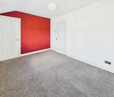 2 bedroom semi-detached house to rent - Photo 5