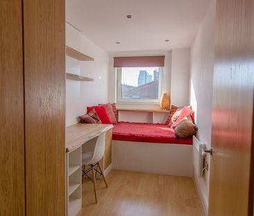 2 Bed Flat, Anchor House, SW18 - Photo 5