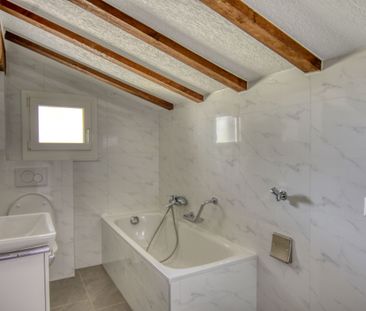FOR RENT Beautiful renovated 3 ½ room apartment on the top floor - Photo 3