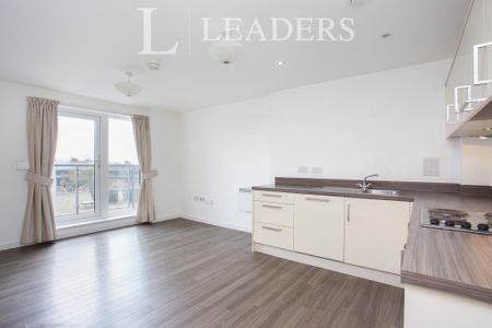 2 bedroom apartment to rent - Photo 4