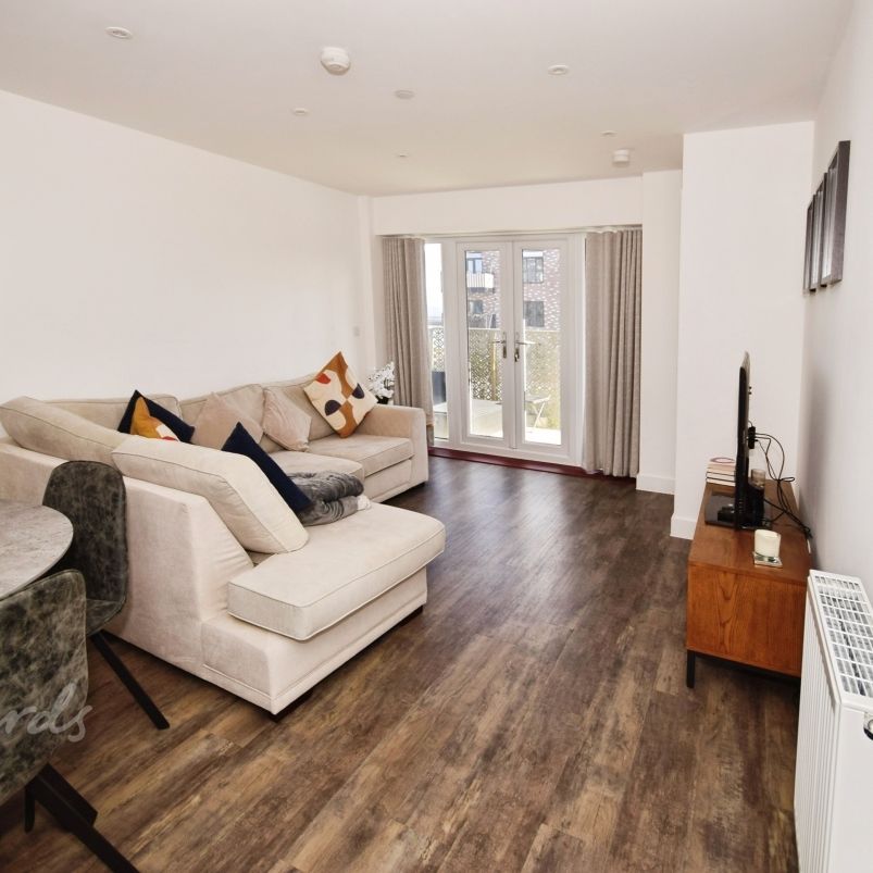 2 bedroom apartment to rent - Photo 1