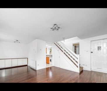 3 Bed Semi-Detached House, Marshalls Close, N11 - Photo 2