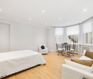 Studio to rent - Photo 2