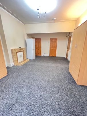 ONE BEDROOM FLAT FOR RENT IN FOREST GATE, E7 - Photo 1