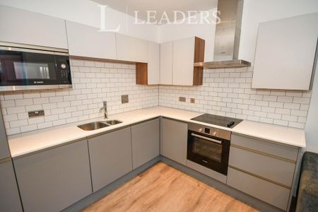 2 bedroom flat to rent - Photo 5