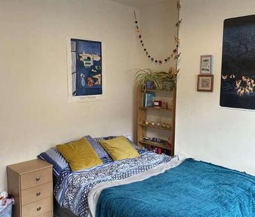 Contemporary Bed House // Jul, LN1 - Photo 2