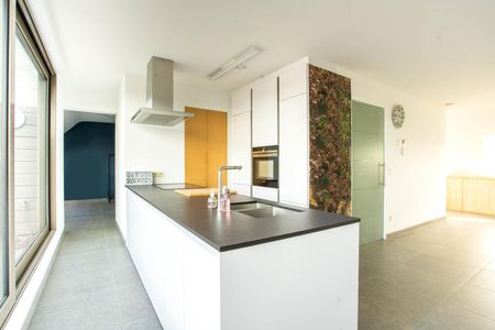 DAKAPPARTEMENT MET 2 SLAAPKAMERS EN TERRAS - Photo 5