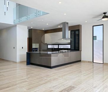 REF. 1734/508 - Casa en Venta en Lagos del Sol Residencial 4 recs y... - Photo 4